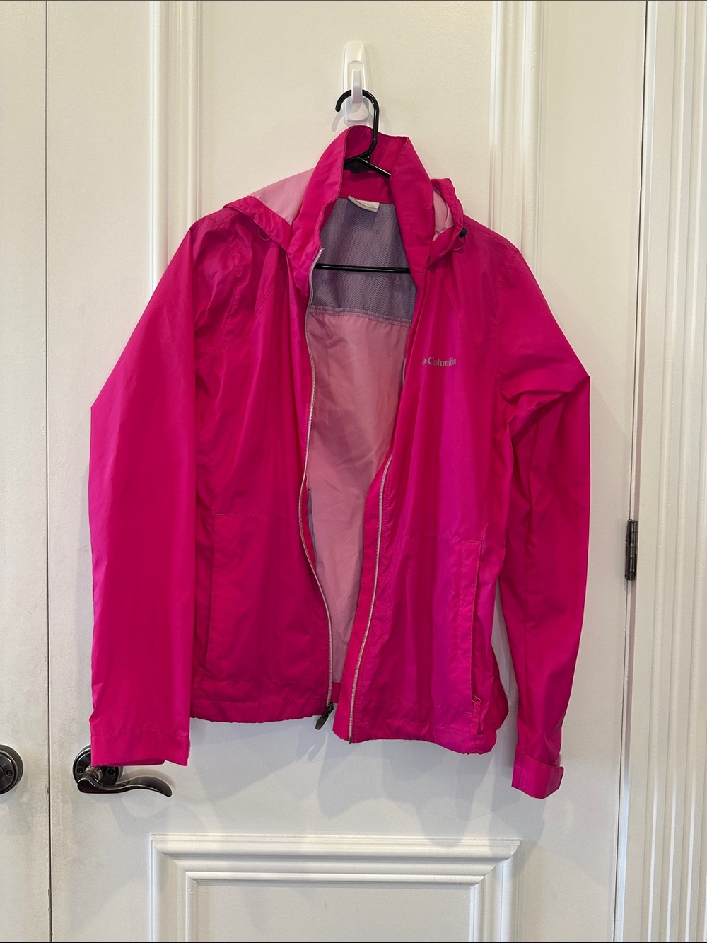 Columbia Fuchsia Hooded Windbreaker Jacket